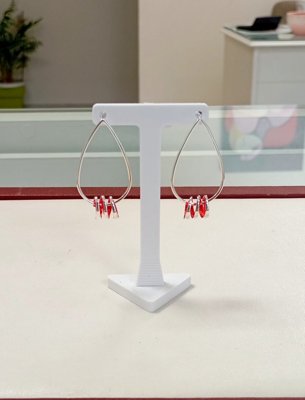 ΑΣΗΜΕΝΙΑ ΣΚΟΥΛΑΡΙΚΙΑ ΦΛΟΥΔΑ ΚΟΚΚΙΝΑ