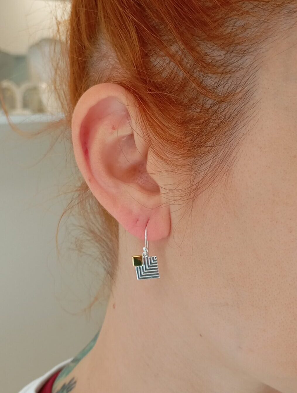 ΑΣΗΜΕΝΙΑ ΣΚΟΥΛΑΡΙΚΙΑ ΓΡΑΜΜΩΤΑ ΤΕΤΡΑΓΩΝΑ